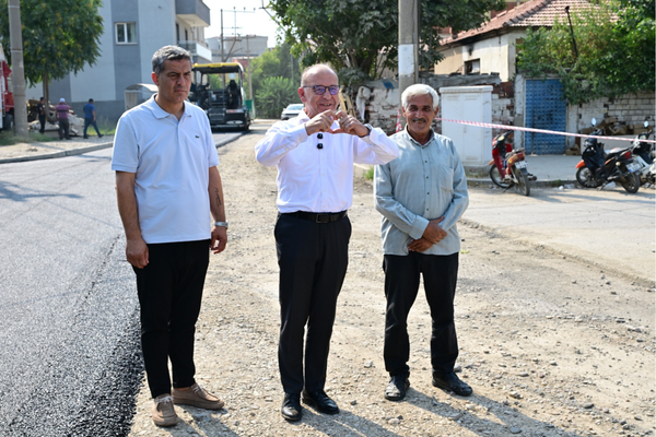 Turgutlu’da asfalt çalışmaları sürüyor