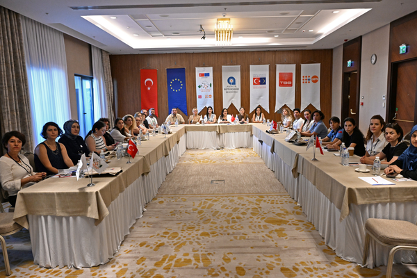 Antalya’da Kadın Dostu Kentler için yerel eşitlik eğitimi düzenlendi
