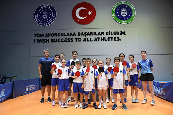 Bursa Büyükşehir Belediyesi Yaz Spor Okulları’nda ilk dönem tamamlandı