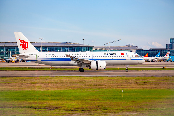C919’un ilk uluslararası hattı açıldı