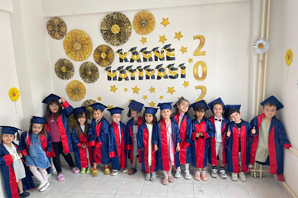 ESMEK Oyun Evleri, eğitim dönemini tamamladı