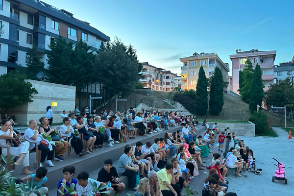 Bakırköy’de Açık Hava Sinema Günleri sürüyor