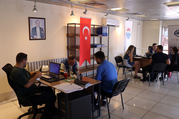 Yalova Belediyesi İstihdam Ofisi 782 kişinin iş sahibi olmasına aracılık etti