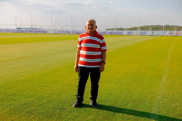 Başkan Büyükkılıç: Erciyes, futbol kulüplerinin hazırlık kampında gözde merkez oldu
