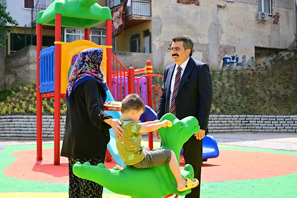 Yıldırım’da parklarda bakım ve yenileme çalışmaları sürüyor