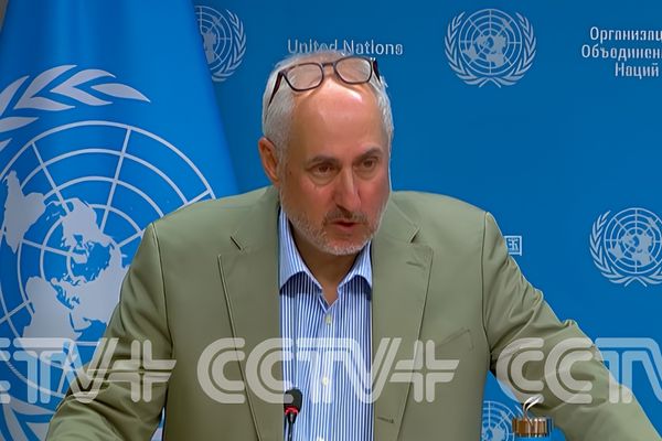 Dujarric: Kızıldeniz’in daha önce nasıl tıkandığını gördük yeniden yaşanmasını istemiyoruz