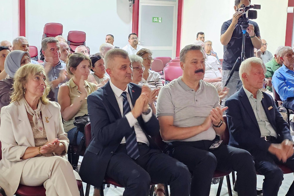 Gölcük’te Kıbrıs Barış Harekâtı konulu konferans düzenlendi