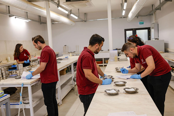 Karşıyaka’nın zemin verileri Egeşehir Laboratuvarı’nda analiz ediliyor
