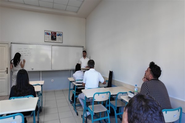KAYMEK’te halk şiiri ve âşıklık geleneğine yönelik eğitimler sürüyor