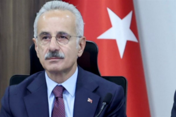 Ulaştırma ve Altyapı Bakanı Uraloğlu, Tekirdağ’da esnafla buluştu