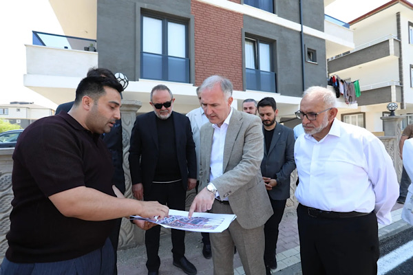 İnegöl Yeni Mahalle’de 11 sokakta asfalt ve tretuvar çalışması tamamlandı