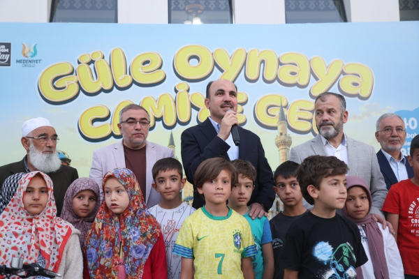 Başkan Altay, “Güle Oynaya Camiye Gel” projesi kapsamında çocuklarla buluştu