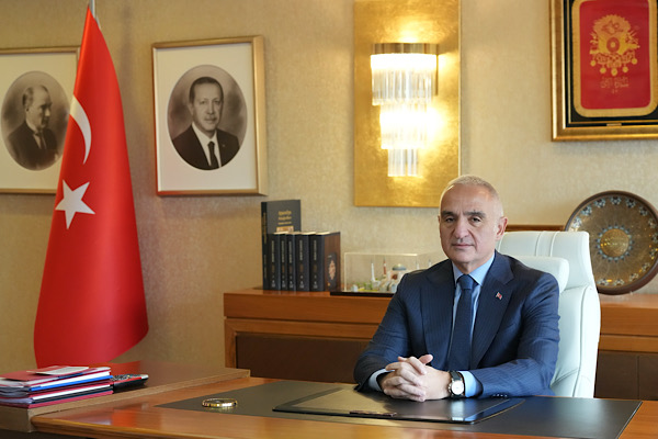 Bakan Ersoy: Balista ok uçları ilk kez gün yüzüne çıkarıldı