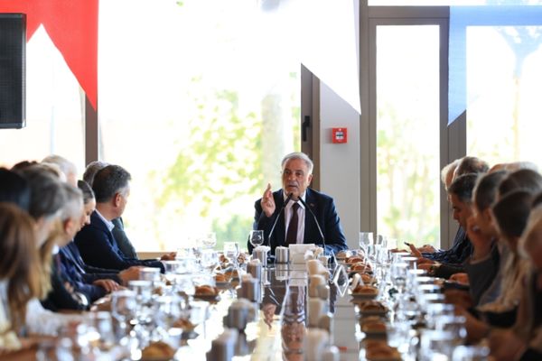 Aslan: Avcılar Sosyal Tesisleri yeniden hizmete açıldı