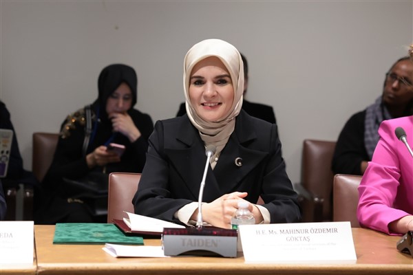 Bakan Göktaş, Srebrenitsa Soykırımı’nın 31. yıl dönümü anma törenine katıldı