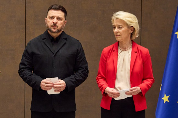 Von der Leyen, Ukrayna Devlet Başkanı Zelenski ile görüştü