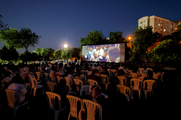 İzmir’de Gezici Açıkhava Film Günleri başladı