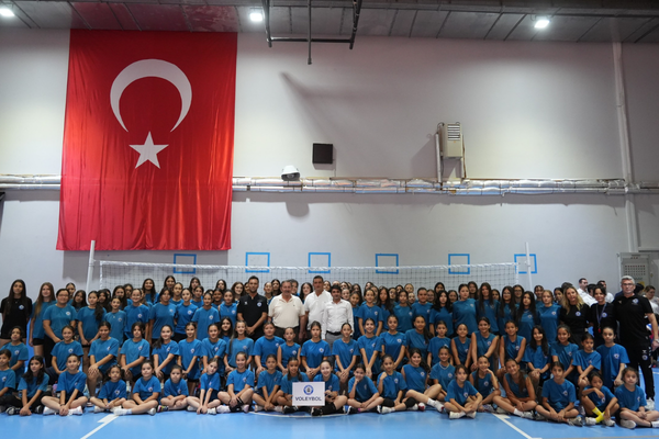 Milas Belediyesi Spor Kulübü Spor Okulları’nın yaz dönemi açılışı yapıldı