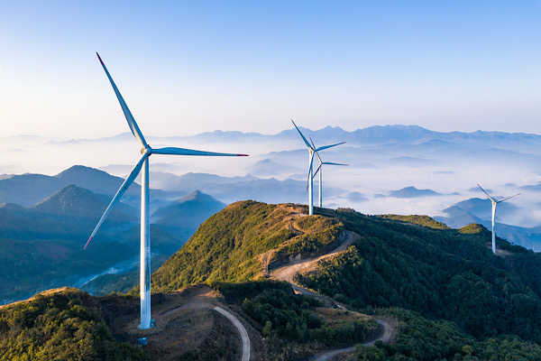 Çin’de yenilenebilir enerjinin payı ilk kez yüzde 40’ı aştı