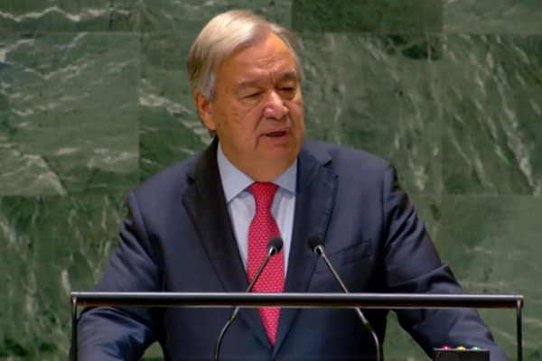 Guterres: Suriye halkı toparlanma yükünü tek başına taşımamalı