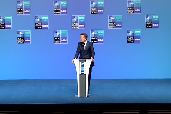 Rutte’den Grönland açıklaması: Bunu NATO olarak birlikte ele almalıyız