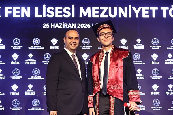 TÜBİTAK Fen Lisesi ilk mezunları YKS’de dikkat çeken başarı elde etti