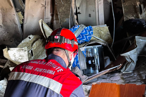 İHA saldırısında hayatını kaybeden denizcinin cenazesi çıkarıldı