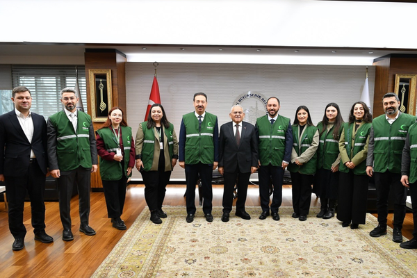 Büyükşehirden Yeşilay’a destek