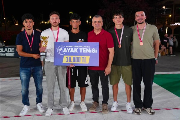 Giresun’da Mehmet Güngör Ayak Tenisi Turnuvası sona erdi