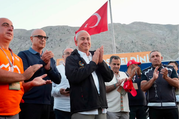 Gökbel Yağlı Pehlivan Güreşleri’nde başpehlivan Enes Doğan oldu