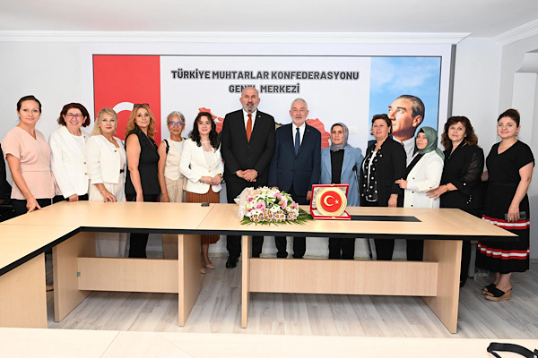 Başkan  Başdeğirmen’e Türkiye Muhtarlar Konfederasyonu’ndan ödül