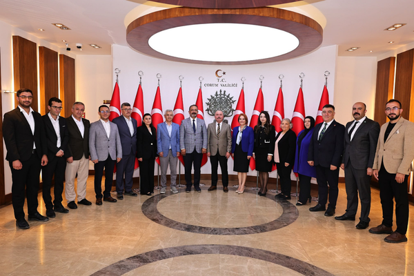 Çorum Kent Konseyi’nin yeni yönetiminden Vali Çalgan’a ziyaret