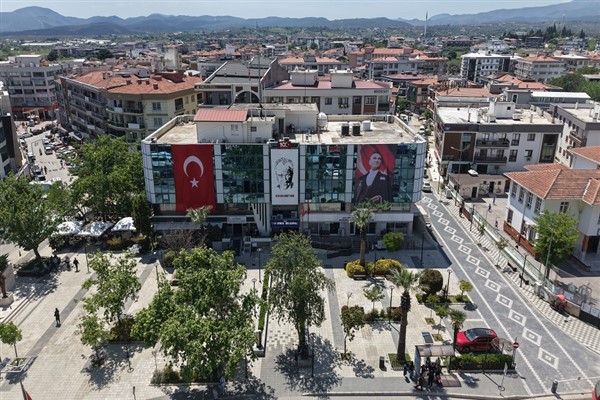 Menderes Belediyesi’nden gözaltı kararına ilişkin açıklama