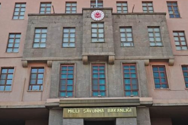 Suriye Eğitim ve Doktrin Komutanı Türkiye’deki askeri birlikleri ziyaret etti