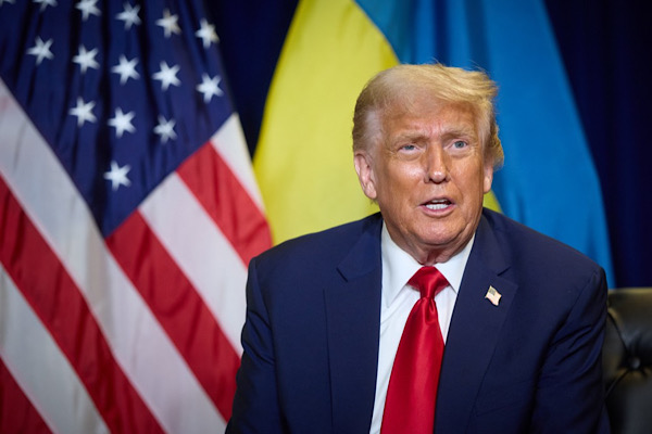 Trump, Beyaz Saray’daki askeri kompleks kararını Yüksek Mahkeme’ye taşıyacak