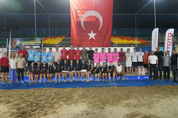  2026 Air Badminton Türkiye Şampiyonası Alanya’da tamamlandı