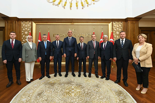 Kültür ve Turizm Bakanı Ersoy, Kocaeli Valiliğini ziyaret etti