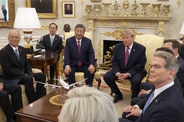 Xi, Trump ile Beyaz Saray’da küçük grup görüşmesi gerçekleştirdi