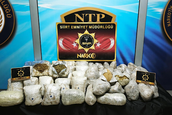 Siirt’te 37 kilo 600 gram esrar ele geçirildi