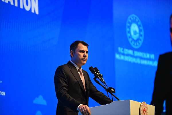 Bakan Kurum, Cenevre’de WMO Genel Sekreteri Saulo ile görüştü