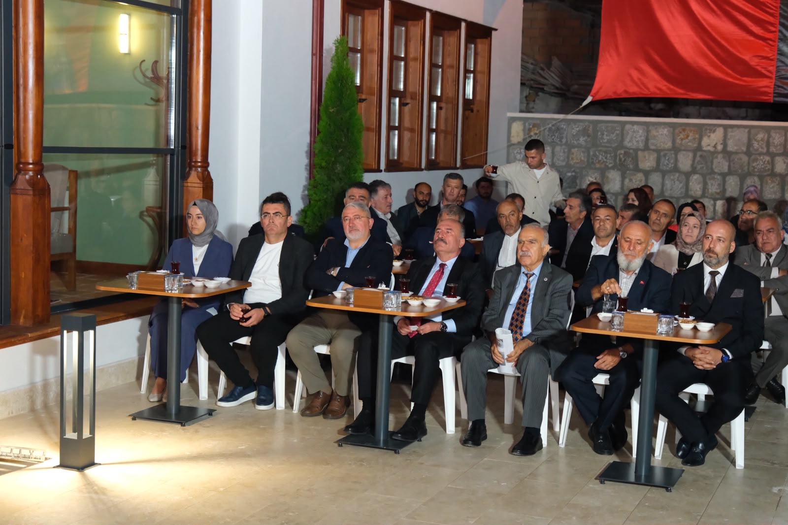 İkiz Konak’ta “Kahramanlık Türküleri ve Şiir Dinletisi” etkinliği düzenlendi