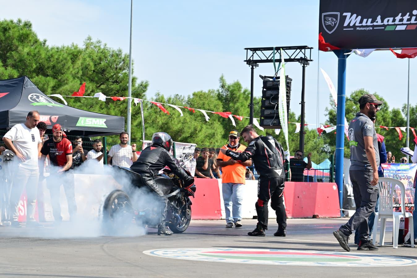 Kepez’de Türkiye Motodrag Şampiyonası’nın 3. Ayak Yarışları düzenlendi