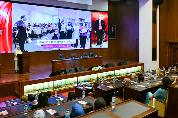 Ankara’da Kadın muhtarlarla şiddetle mücadele ve hukuki destek mekanizmaları ele alındı