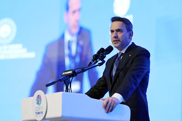 Bakan Bayraktar: Enerji sepetimizi çeşitlendirmekte kararlıyız