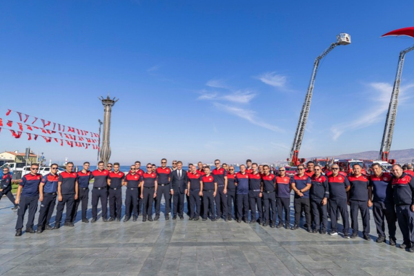 İzmir İtfaiyesi’nin belediyelere devrinin 103. yılı kutlandı