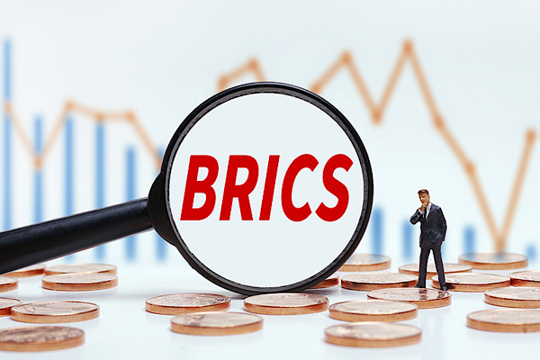 BRICS üye ülkeleri arasında 60’tan fazla sonuç belgesi imzalandı