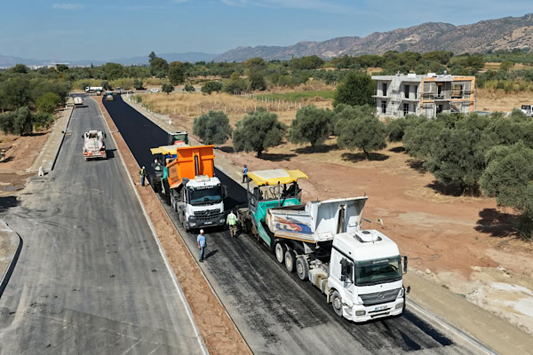 Aydın Kızılçay Bulvarı’nda asfalt çalışması başladı