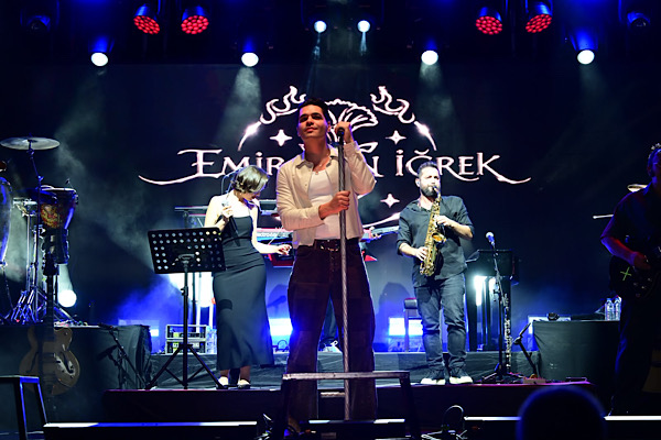 Söke’nin kurtuluş yıl dönümü Emir Can İğrek konseriyle kutlandı