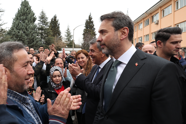 Bakan Bayraktar: Osman Gazi platformunun doğal gaz üretimi iki katına çıkaracağız