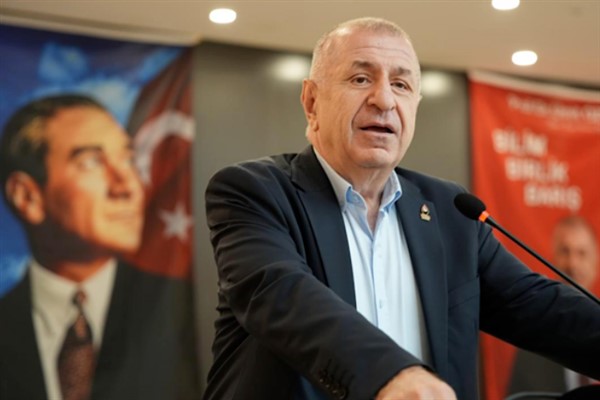 Özdağ, Antalya’da şehit aileleri ve gazilerle bir araya geldi